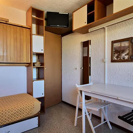 Apartment Cosy Au Pied Des Pistes Pour 2 Personnes - Fr-1-455-161 La Plagne